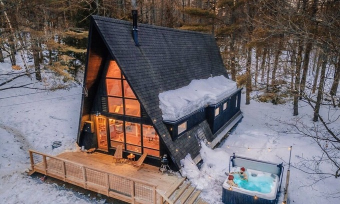 Wardsboro Cabin | Mod A Frame Cabin in the Woods with Hot Tub -close to Mt. Snow & Stratton!