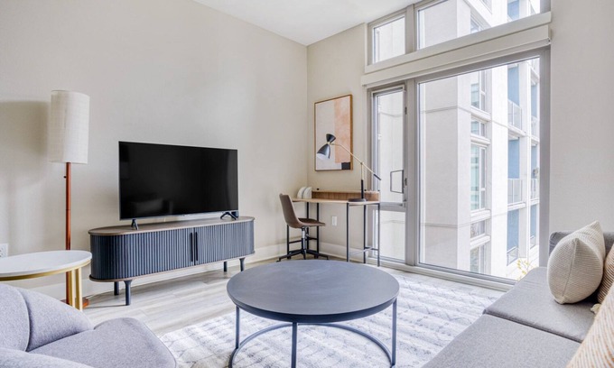 Mission Bay Apartment | Mod Mission Bay 1BR w/Gym & Pool, walk to Caltrain & Muni, by Blueground