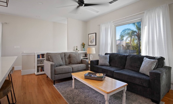 Folsom Apartment | Modern 1BR in Historic Folsom, near top attractions