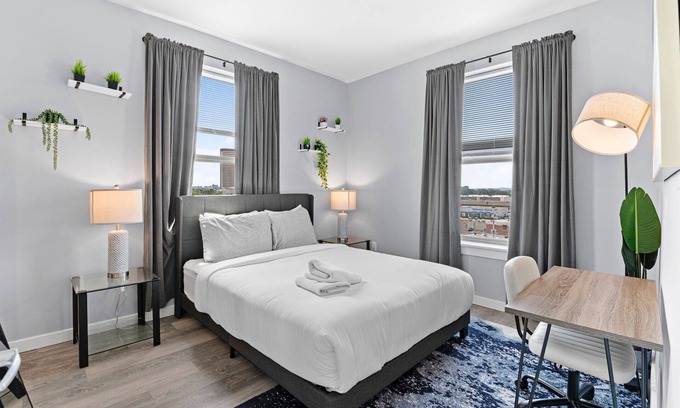 Everett Apartment | Modern 1BR Near Encore Boston 5102