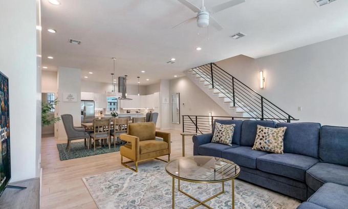 Mid-City House | Modern 4BR Townhouse in Bienville Villas