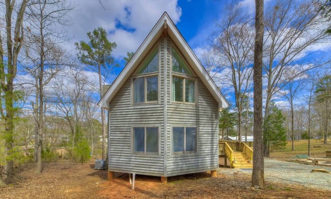 Leesville House | ✰ Modern A-Frame Lake House ✰ 4BR | Rent Jet Skis!