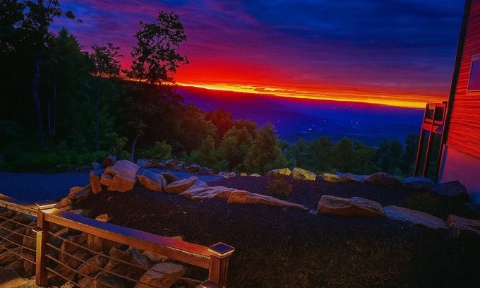 Trenton House | Modern A-Frame Cabin - Brand New Construction - Stunning Sunset & Mountain Views