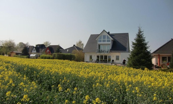 Beselin Apartment | Modern Apartment in Beselin Germany with Sauna