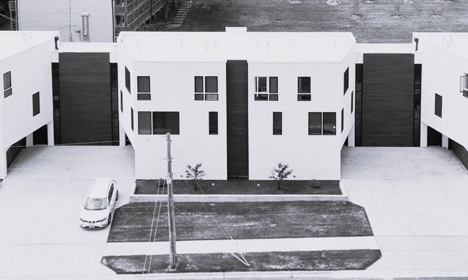 Columbia Condo | Modern Centrally Located Clean Condo Close to Downtown!nn