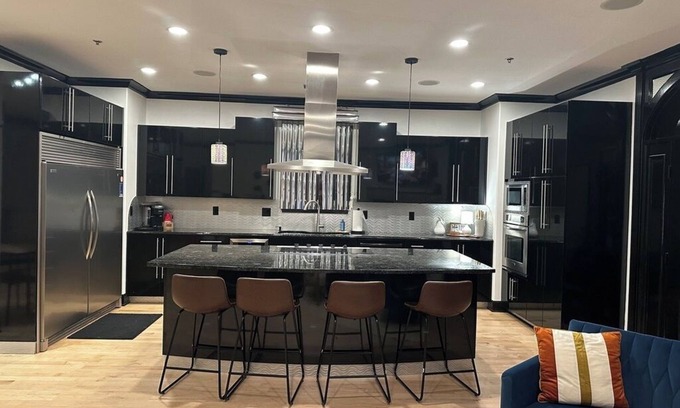 Shawnee Condo | Modern Chic Loft in Downtown Shawnee KS Walking Distance to Local Atrractions