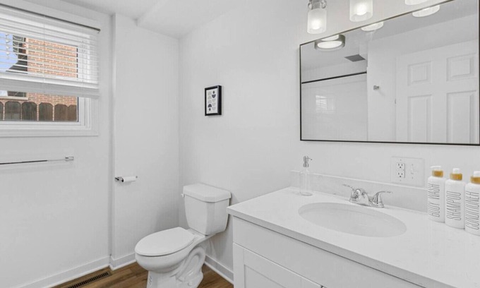 Ottawa Apartment | Modern & Classy 2BR in the Heart of Ottawa