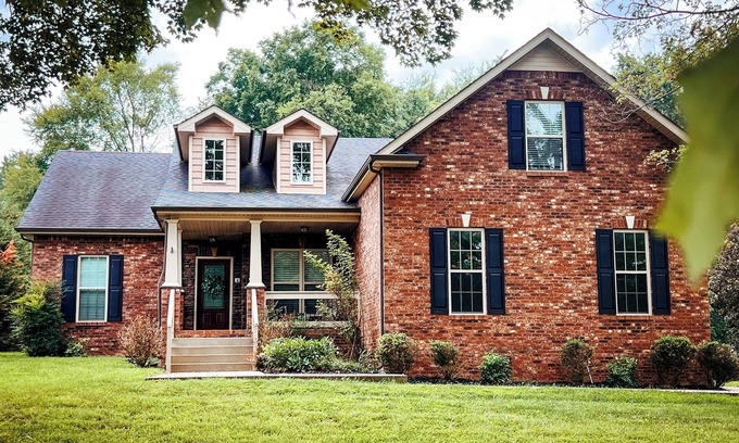 Clarksville House | Modern comfort in Clarksville! Welcome to the Madison Street Retreat!
