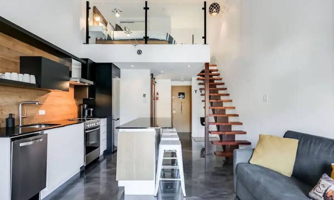 Mont-Tremblant Village Apartment | Modern condo 10 min. drive from ski resort, with mountain views