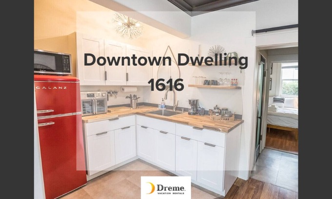 Downtown Apartment | Modern Escape Downtown Hotspot Near Hospitals