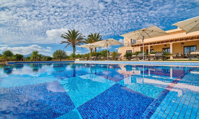 Manacor Villa | Modern finca with pool, sea views, volleyball court and outdoor kitchen - Casa Fortuna