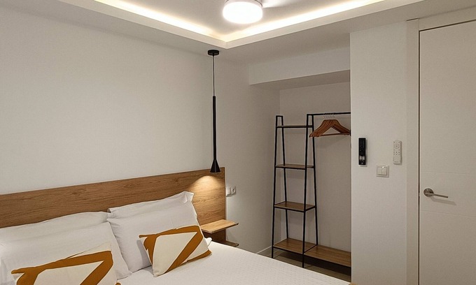 Plaza de Toros Vieja Apartment | Modern flat in the centre of Malaga