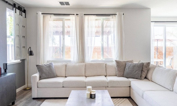 North Natomas House | Modern Home Between Downtown & Airport