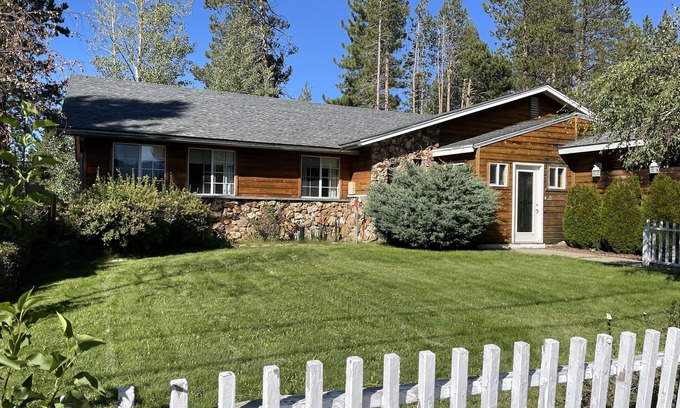 Rancho Bijou House | Modern Home, Located on Bijou Meadow