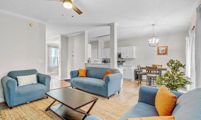 Southwest Raleigh House | Modern Home Near NCSU and Downtown