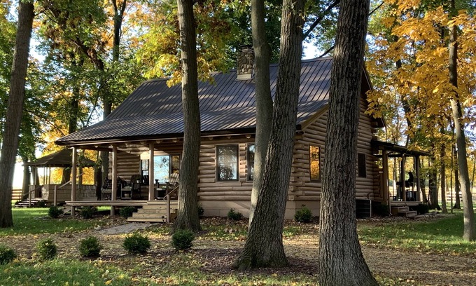Delavan Lake Cabin | Modern Log Cabin in woods with two gas fireplaces; 20 acres; great location.