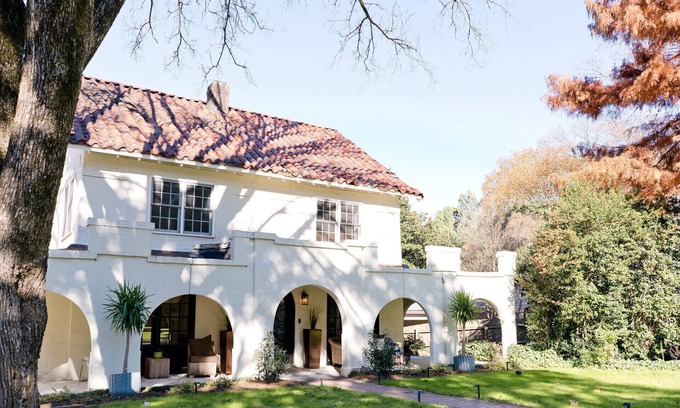 East Memphis House | Modern Memphis mediterranean with fun for the entire family