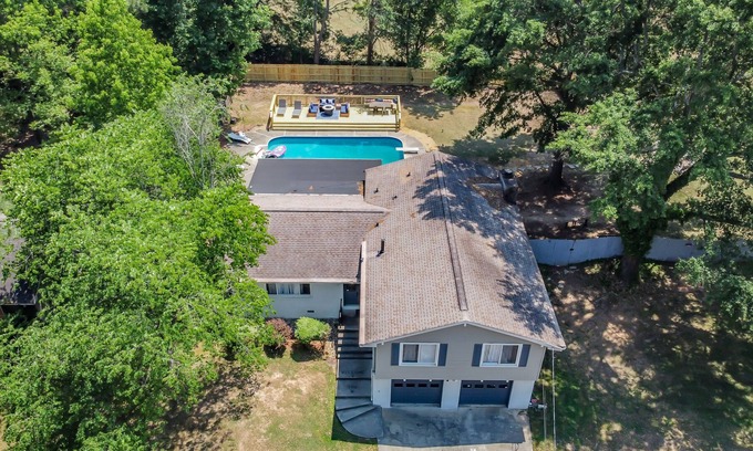 Jonesboro House | Modern Oasis at the W- ***LUXURIOUS HEATED POOL NOW OPEN***