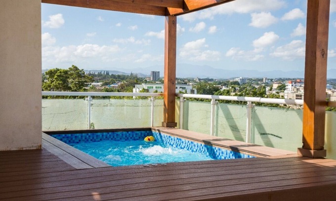 Santiago Province Apartment | Modern penthouse at Miramar, private picuzzi, terrace and city view