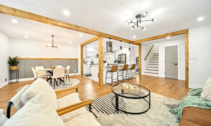 Candler-McAfee House | Modern Rustic Retreat - Cozy 4-Bedroom ATL