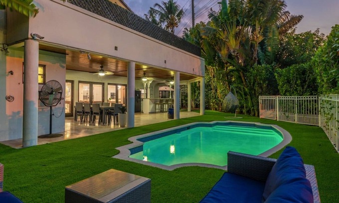 Miami Shores House | Modern Secluded 6BR/4.5BA Paradise w/Pool&Jacuzzi