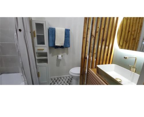 Homestead Apartment | Modern smart oasis