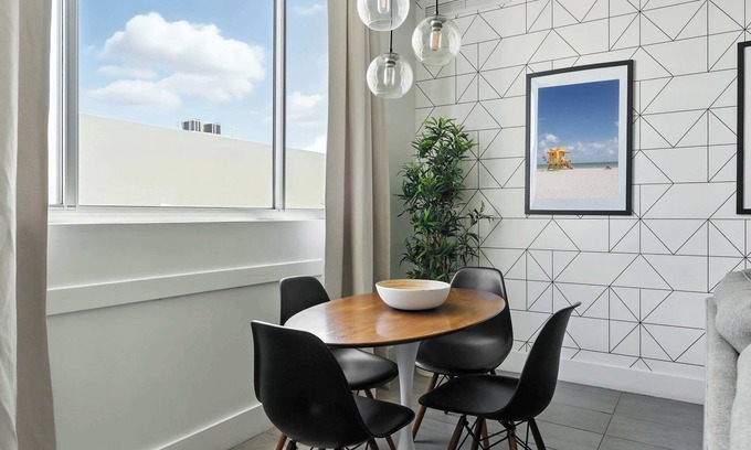 Flamingo/Lummus Apartment | Modern South Beach 2 Bedroom Gem