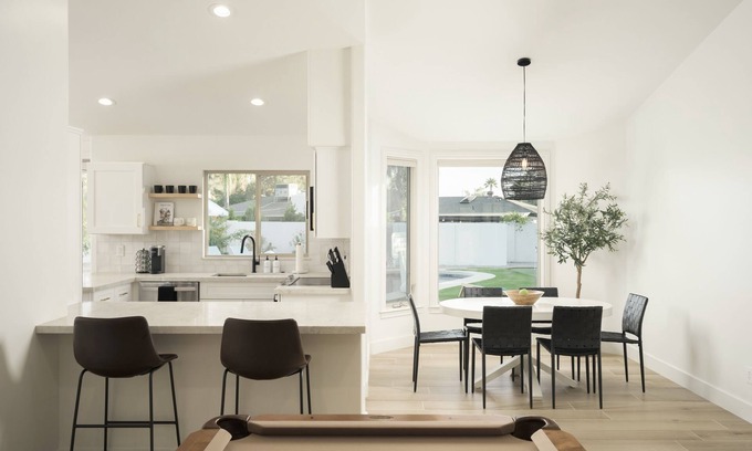 Longmoor Estates House | Modern Stunner with Heated Pool