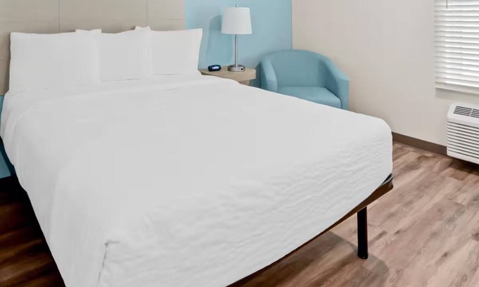 Greenville - Spartanburg Hotel | Modern Suite with Kitchen Near Greenville Airport – 10 Min Drive for Travelers