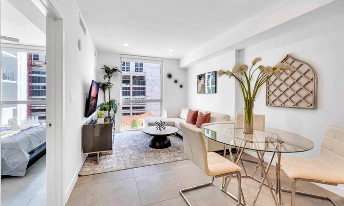 Overtown Apartment | Modern Unit in Downtown Miami W/Free Parking