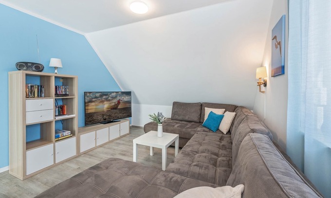 Loddin Apartment | Modern vacation apartment in Loddin with garden - family-friendly & quiet location