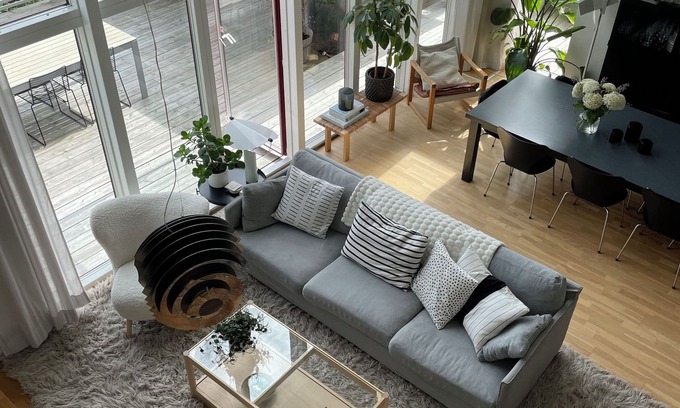 Tyreso House | Modern villa close to sea, forest and Stockholm city center