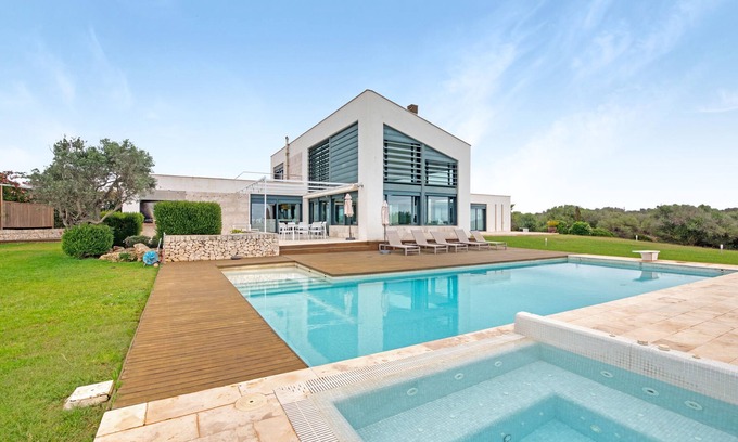 Es Canutells Villa | Modern Villa "Forma Nou" with Sea View and Pool