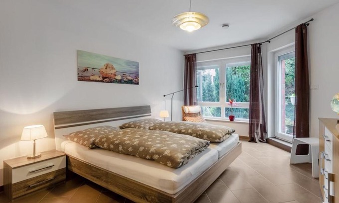 Unterbach Apartment | Modernes Apartment in schöner Lage