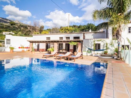 Guajar Faraguit House | Molino Arroyo