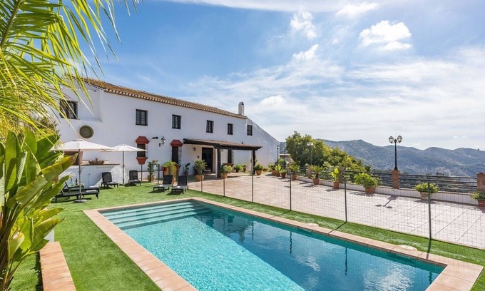 Almogia Villa | Molino de Bernabe Almogía by Ruralidays