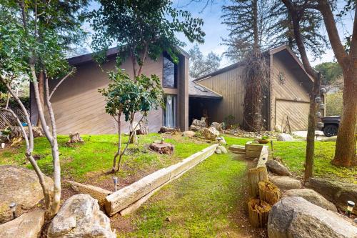 Three Rivers House | Momma's Paradise