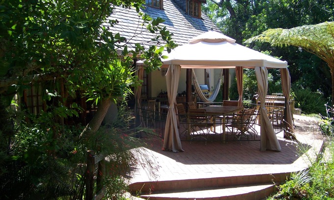 Port Elizabeth Bed & Breakfast | Mongoose Manor