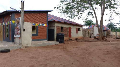 Abomey Hotel | Monique CZ Abomey Plage