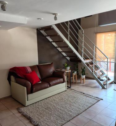 Comuna 10 Apartment | Monoambiente en Duplex Velez Sarsfield