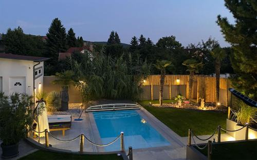 Biatorbagy Apartment | MONTANA Wellness Apartman