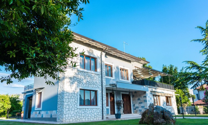 Cassino Villa | [Montecassino Abbey]Historic villa early 1960s