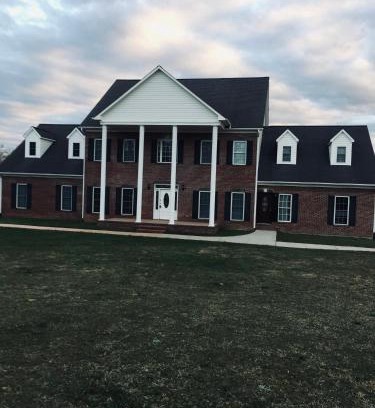 McLeansville Hotel | MooreField Suites Greensboro East