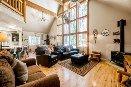 Soda Springs House | Moose Lodge