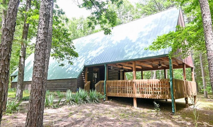 Winrock Cabin | Moosehead Lodge, A-Frame, Petit Jean State Park in Arkansas