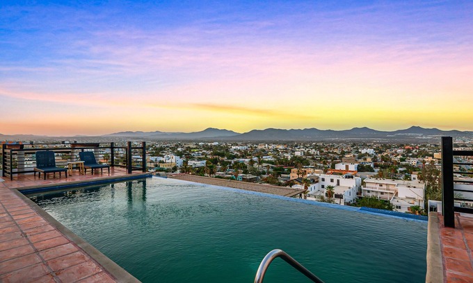 Downtown Cabo San Lucas Hotel | Morgan Residences 508A @ Boutique Hotel with pool, gym, spa