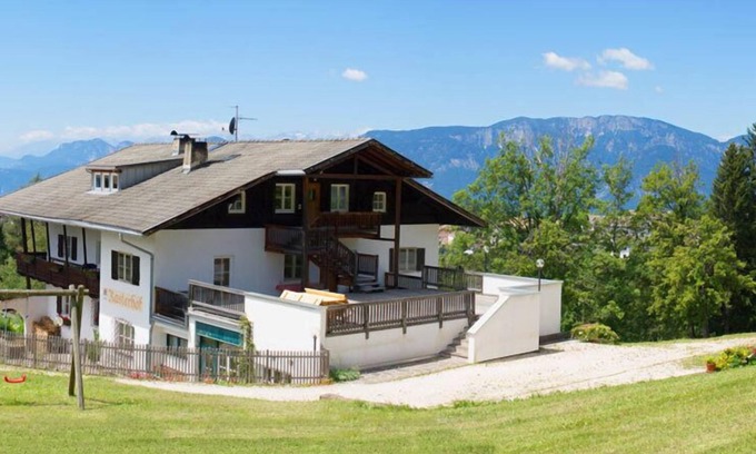 Aldino Apartment | Morning sun apartment on the grid courtyard