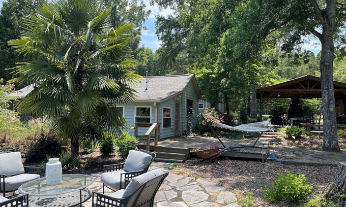 Winnsboro House | Morninglow Cottage *LAKE FRONT*