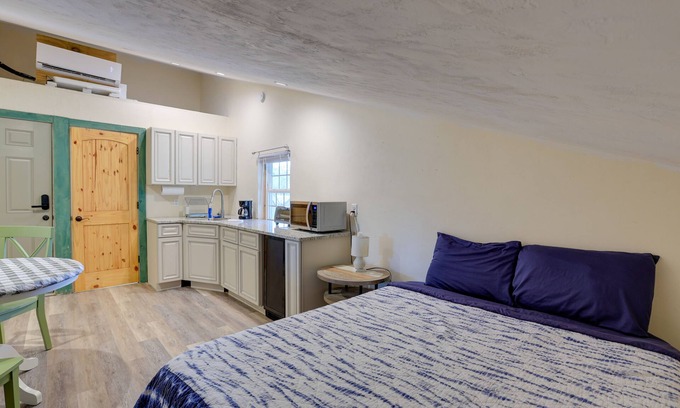 Fellowship Apartment | Morriston Studio: 13 Mi to World Equestrian Center