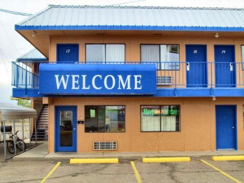 Lordsburg Hotel | Motel 10